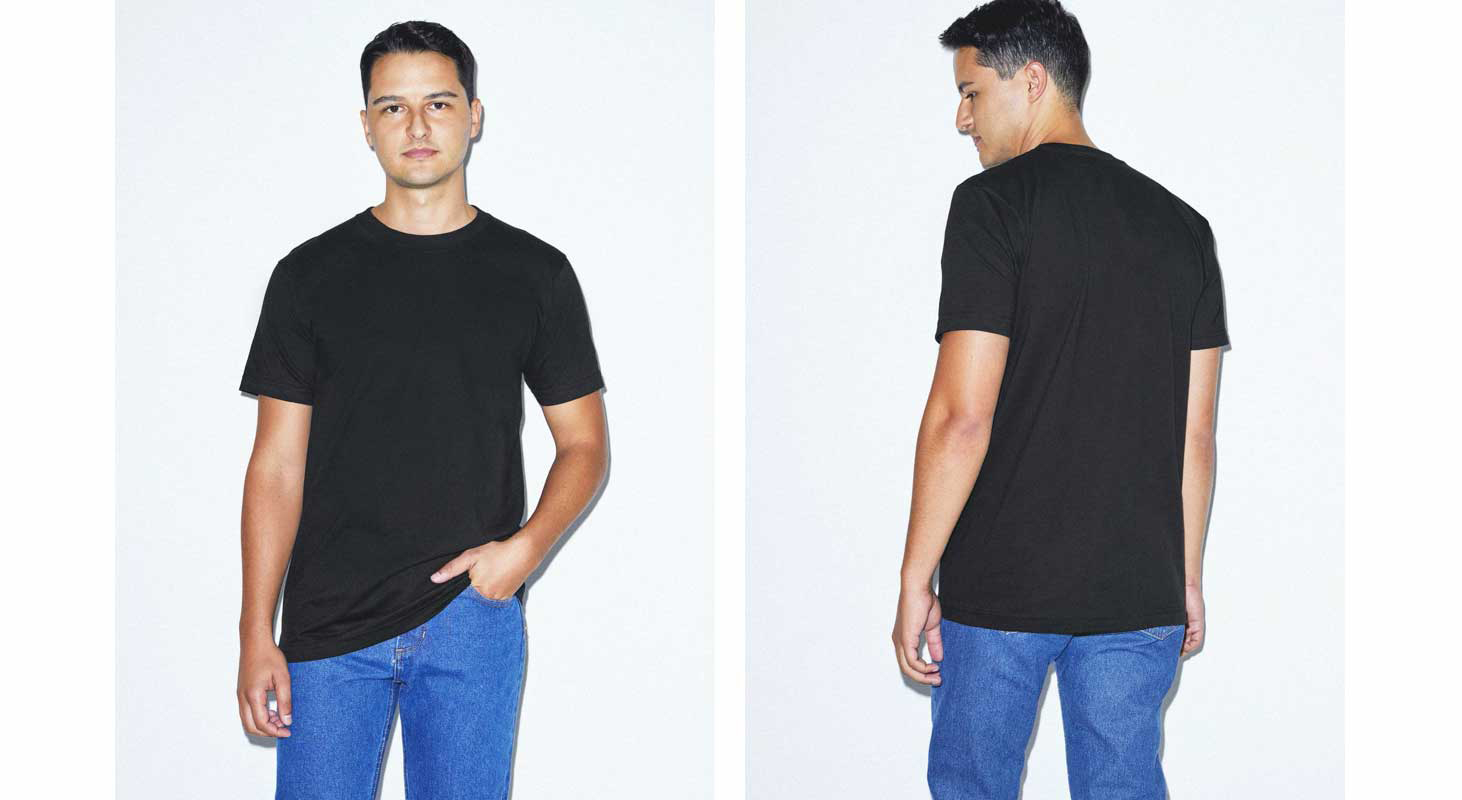 man wearing black shirt